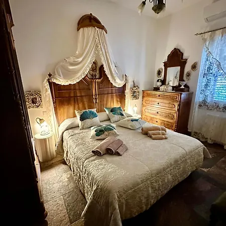 Domo All'Antico Borgo Oristano Buitenkant foto