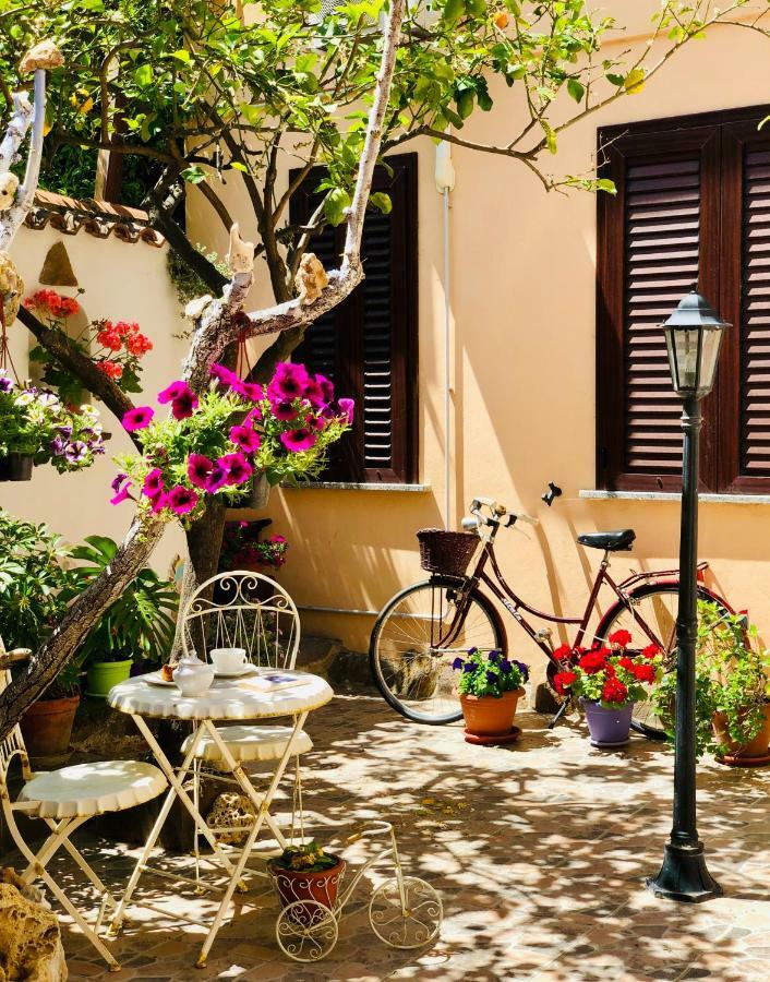 Domo All'antico Borgo 2* Oristano